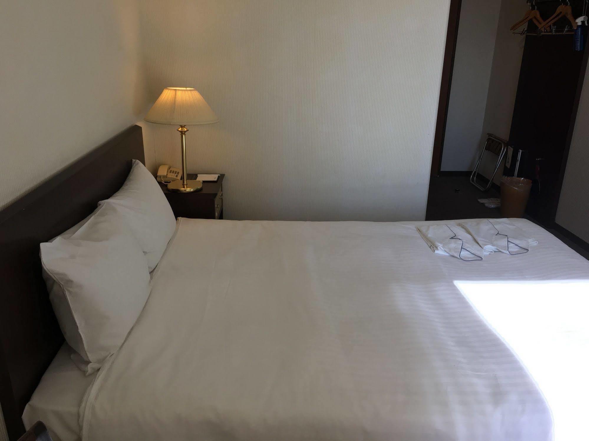 Hotel Yokohama Camelot Japan Buitenkant foto