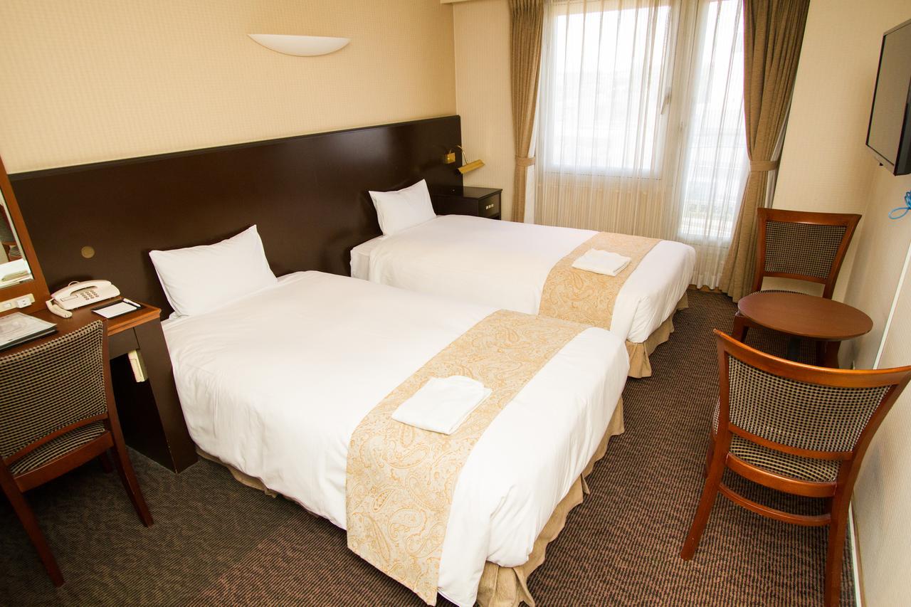 Hotel Yokohama Camelot Japan Buitenkant foto