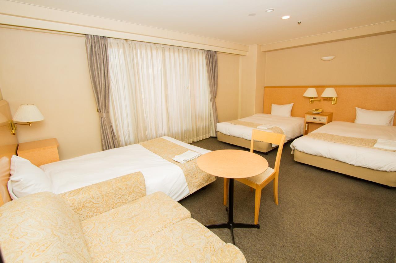 Hotel Yokohama Camelot Japan Buitenkant foto